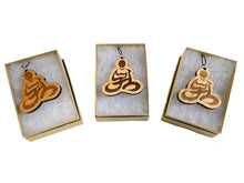 Load image into Gallery viewer, Pendant Laser Cut Wood